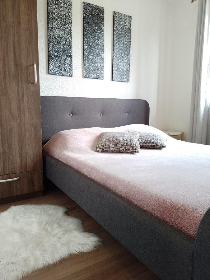 Martina 2 Appartement Bašanija Buitenkant foto